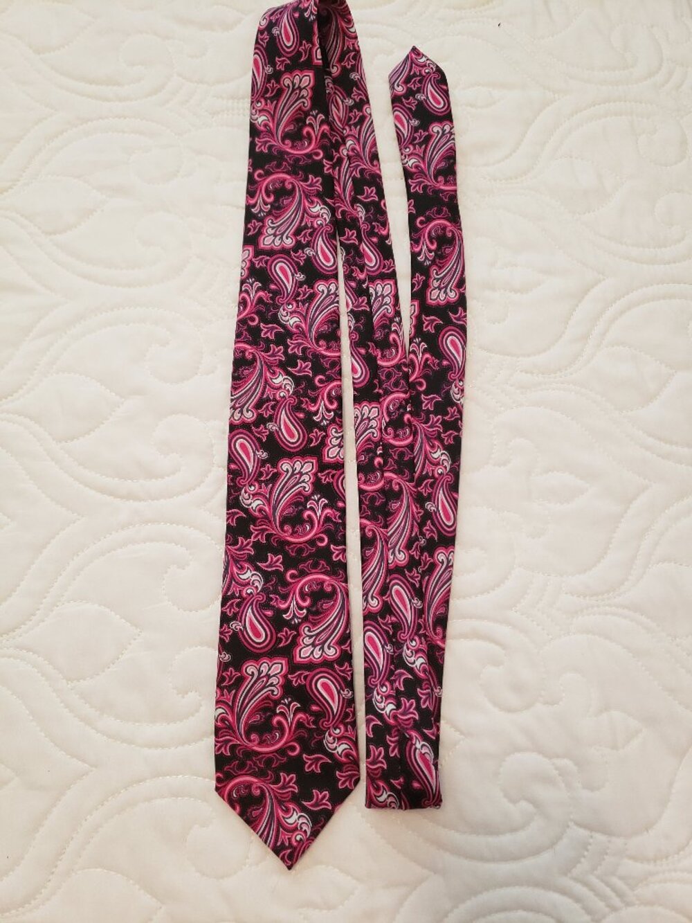 Susan G. Komen Knots For Hope Benefit Necktie